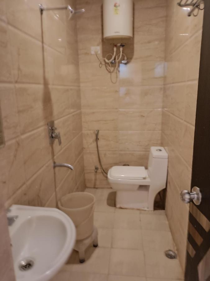 Hotel Aerotech Near Igi Airport New Delhi Luaran gambar