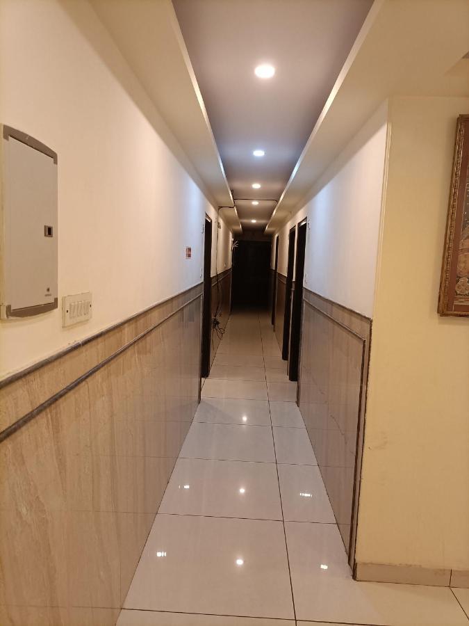 Hotel Aerotech Near Igi Airport New Delhi Luaran gambar