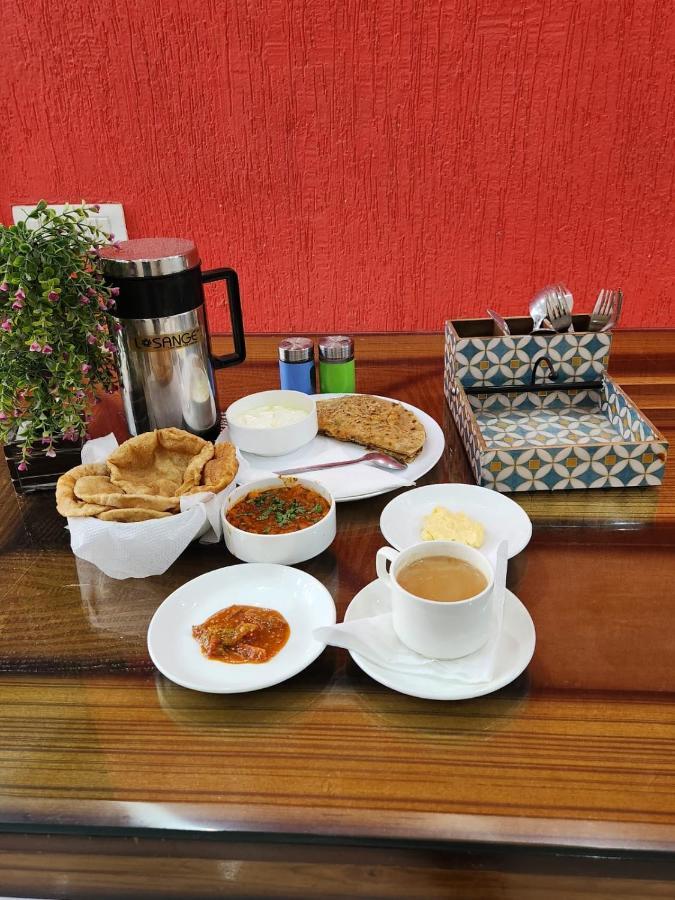 Hotel Aerotech Near Igi Airport New Delhi Luaran gambar