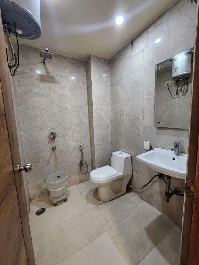 Hotel Aerotech Near Igi Airport New Delhi Luaran gambar